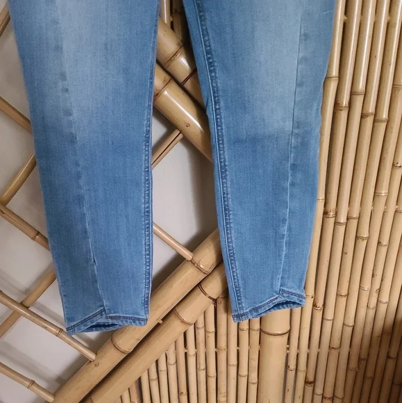 Express Repreve High Rise Skinny Jeans - Picture 4 of 6